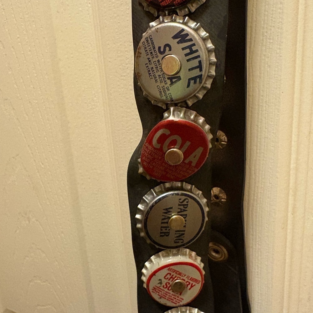Vintage Black Rubber Seatbelt Belt with Bottle Cap Accents (missing female end) - Picture 8 of 10